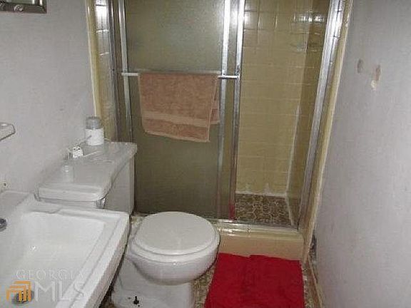 4th image of 115 Scatterfoot Dr