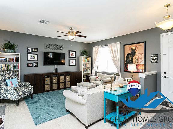 2nd image of 284 Misty Oaks Ln