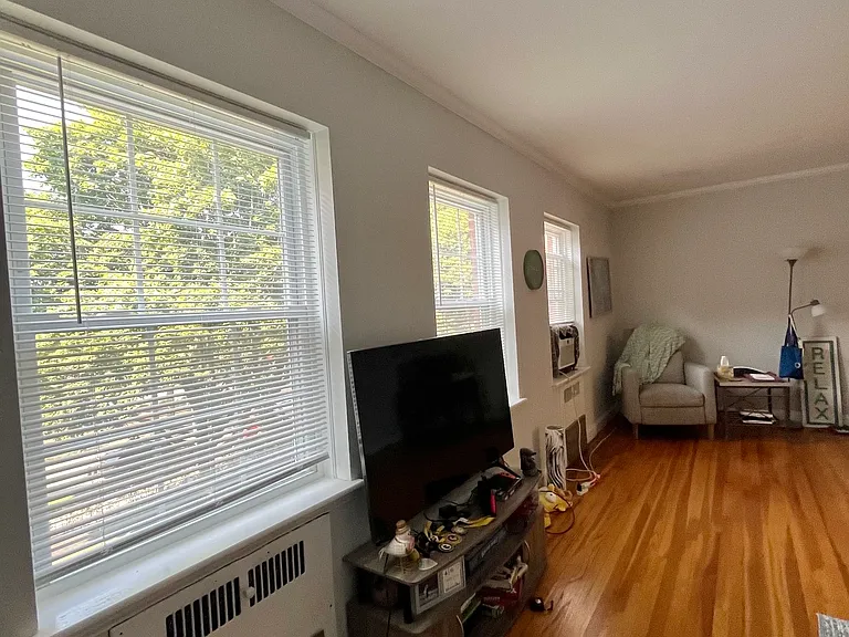 1157 Beacon St #5 — Photo 24