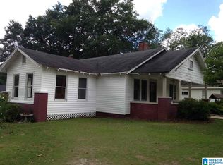 301 3rd St S, Clanton, AL 35045