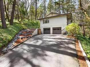 1836 W Schutzwohl Ln, Grants Pass, OR 97527