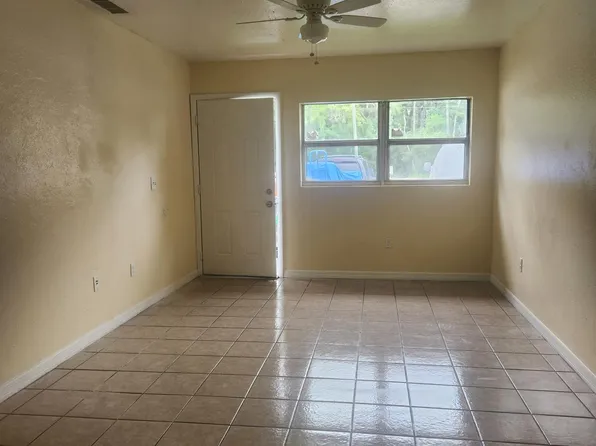 750 NE 10th St, Crystal River, FL 34428