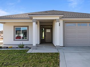 3481 Morningside Pkwy, Richland, WA 99352