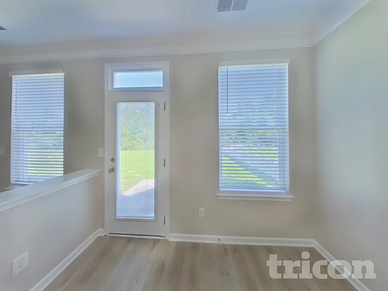 3101 Less Traveled Trl — Photo 5