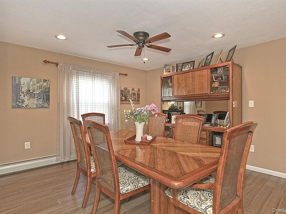 4th image of 67 Wolcott Road