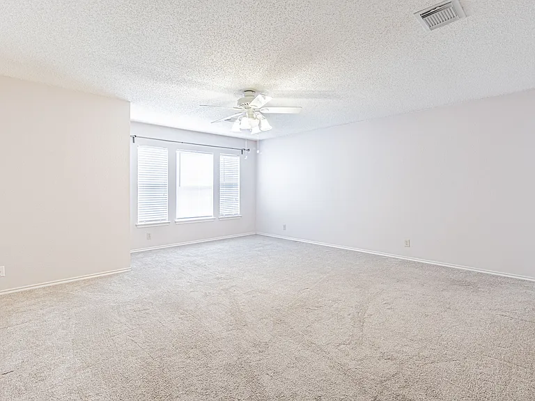 420 Ashley Park — Photo 15