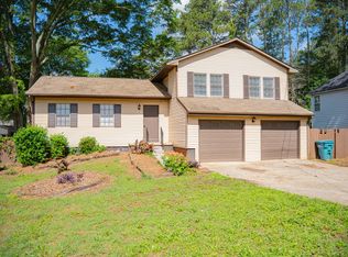 8759 Dorsey Rd, Riverdale, GA 30274