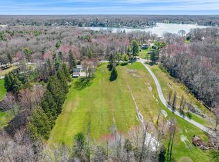 17709 W Spring Lake Rd, Spring Lake, MI 49456