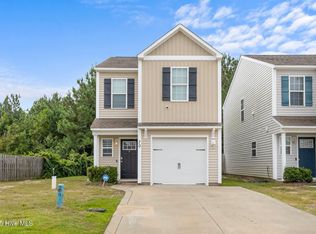 70 Thornbury Drive, Rocky Point, NC 28457