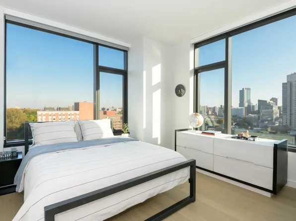 196 Willoughby Street 23E image 3 of 24