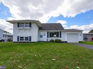 1516 Devers Rd, York, PA 17404