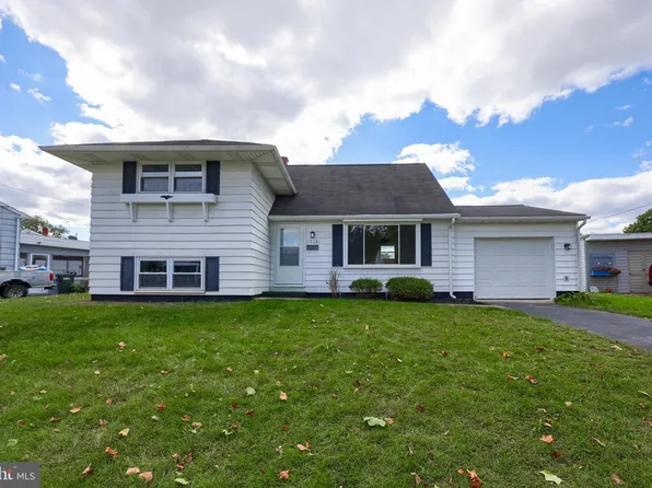 1516 Devers Rd, York, PA 17404