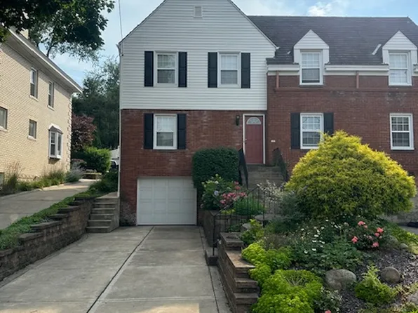 105 Newburn Dr, Pittsburgh, PA 15216