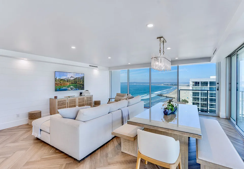 1760 Avenida Del Mundo #Penthouse 03