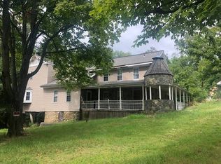 3141 Crab Hollow Rd, Pittsburgh, PA 15235