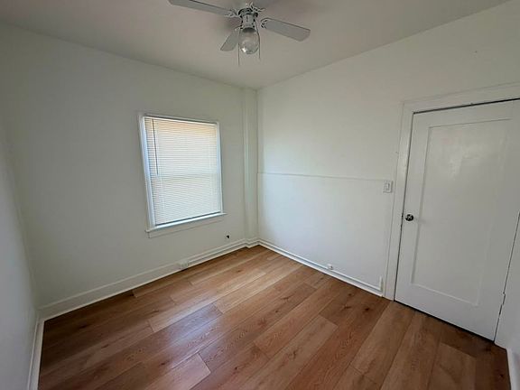 2nd image of 2525-2543 University Ave #9