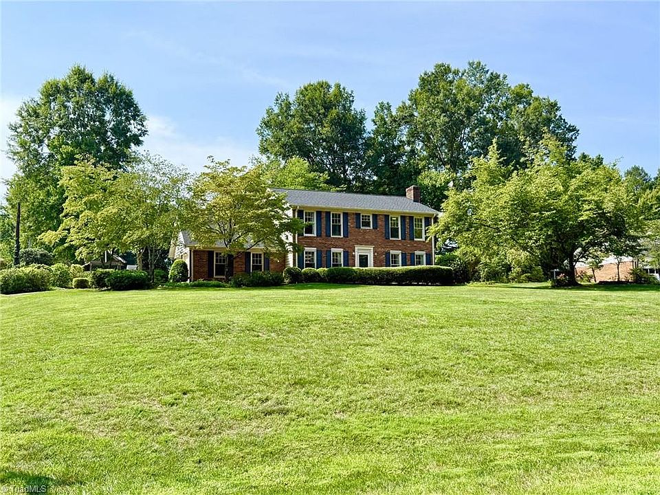1st image of 1301 Woodbrook Dr
