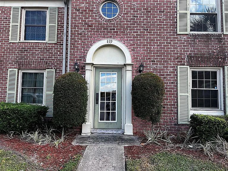 1st image of 119 Georgetown B Dr #B