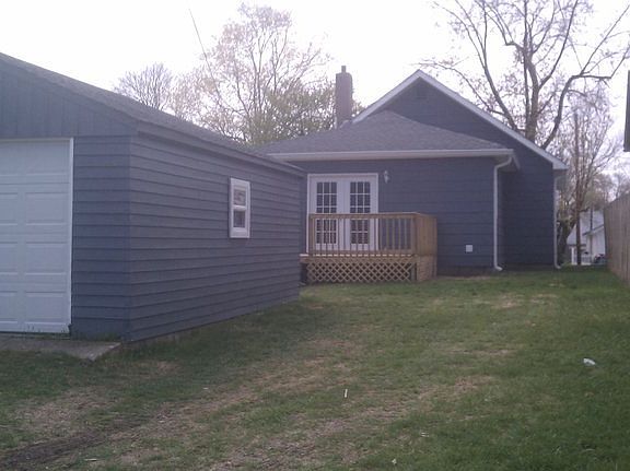 3rd image of 1412 E Washington St