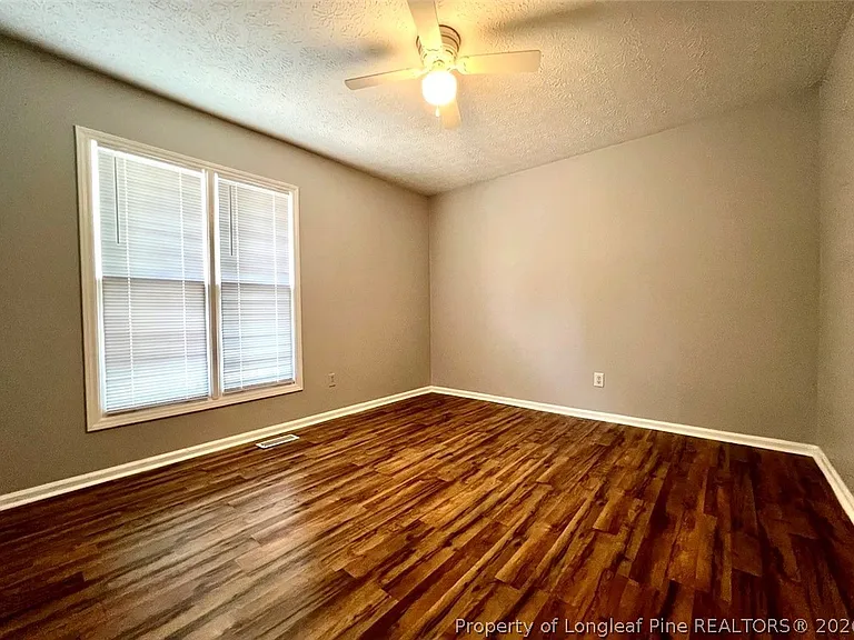 7013 Darnell St — Photo 15