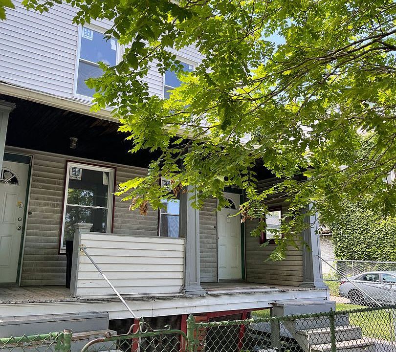 1st image of 1548 E 49th St #2