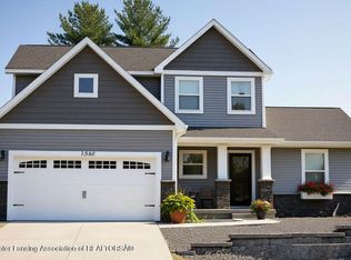 4610 N Weeping Willow Ln, Sanford, MI 48657