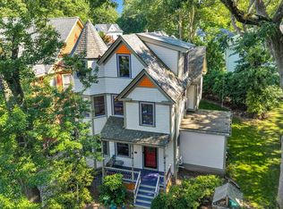 20 Albion Pl, Newton, MA 02459