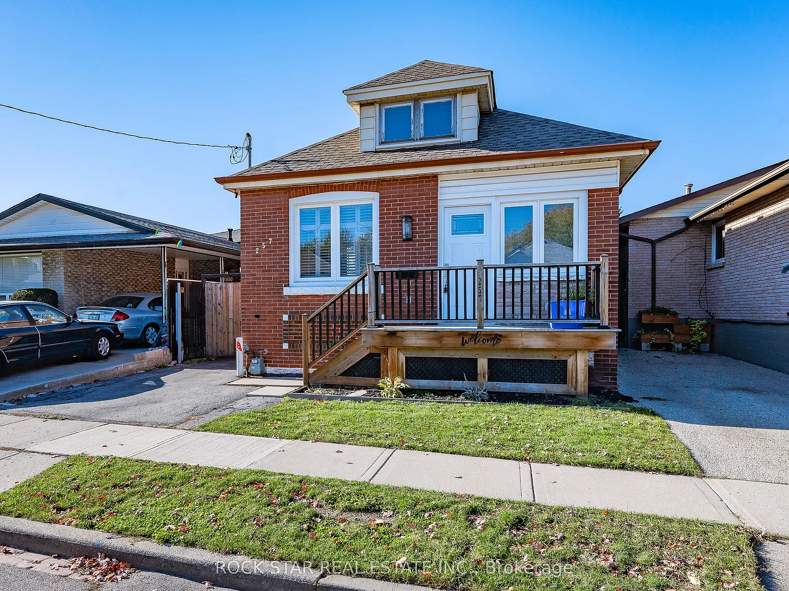 3 bed, $2,500 — Photo 2