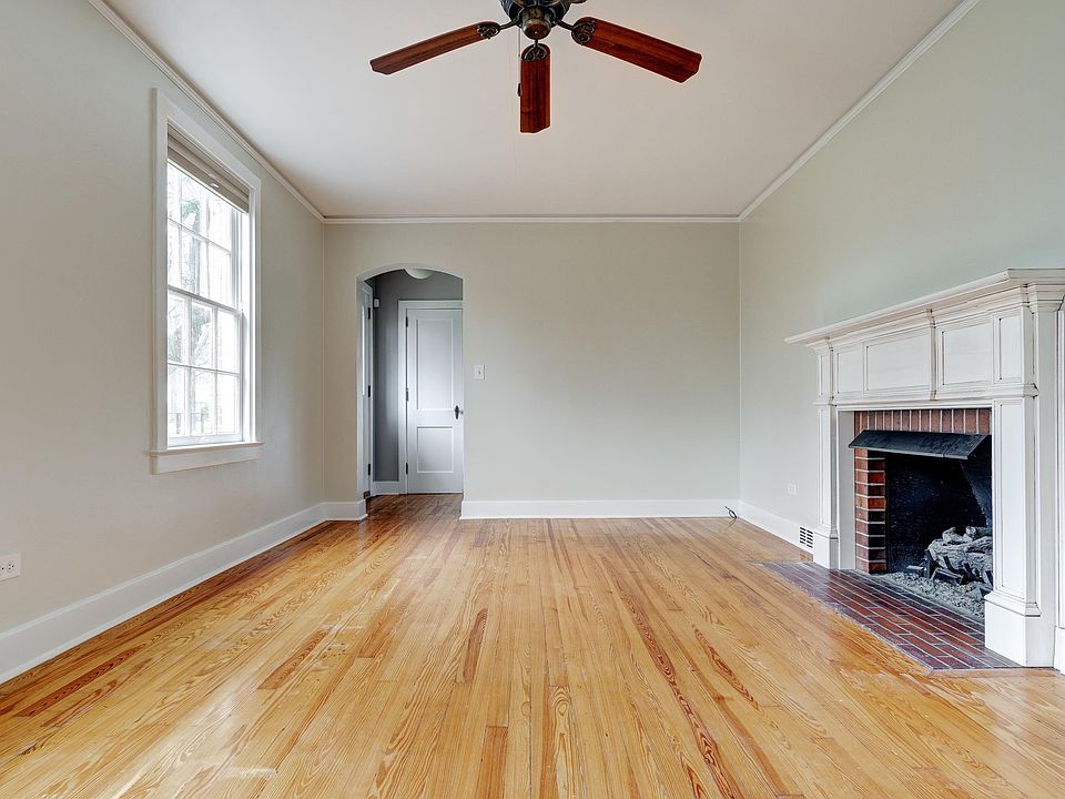 132 Parkway Dr, Trussville, AL 35173 Zillow