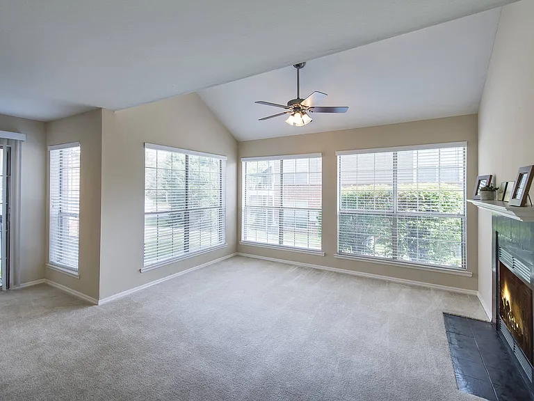 Dominion Lake Ridge — Photo 19