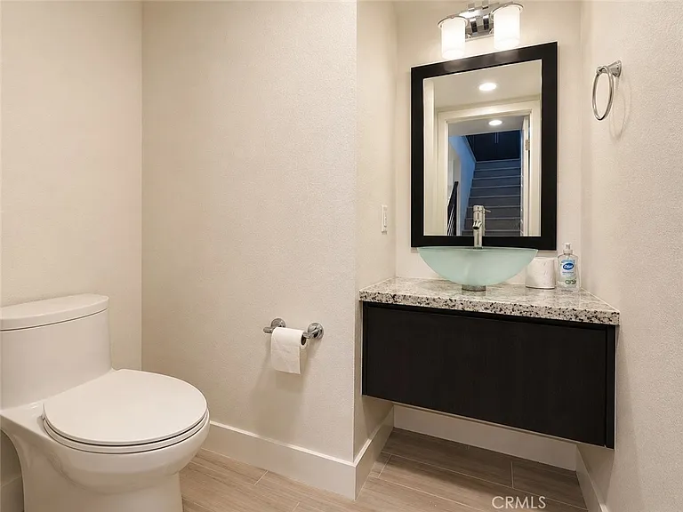 2400 Aperture Cir — Photo 6