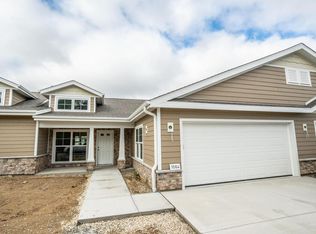 1064 Harbor Ter, West Bend, WI