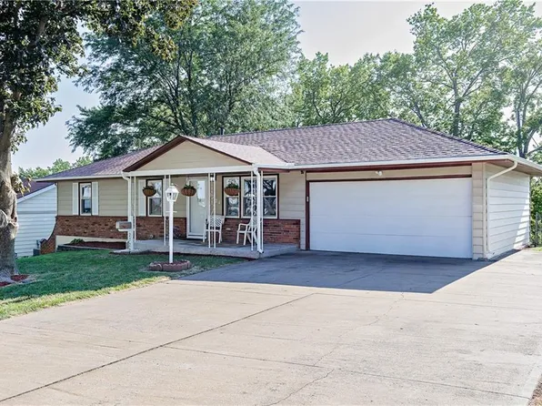 2724 S 45th Ter, Kansas City, KS 66106