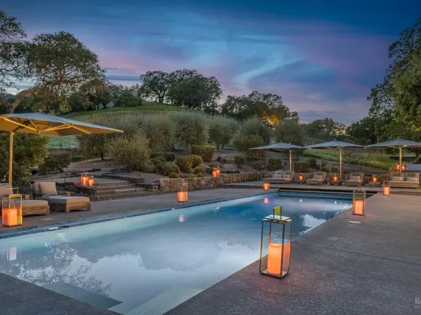 16532 Arnold Drive, Sonoma, CA 95476