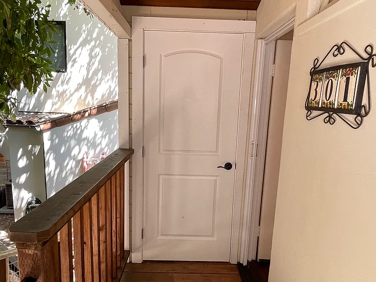 301 Alameda De Las Pulgas #A — Photo 19