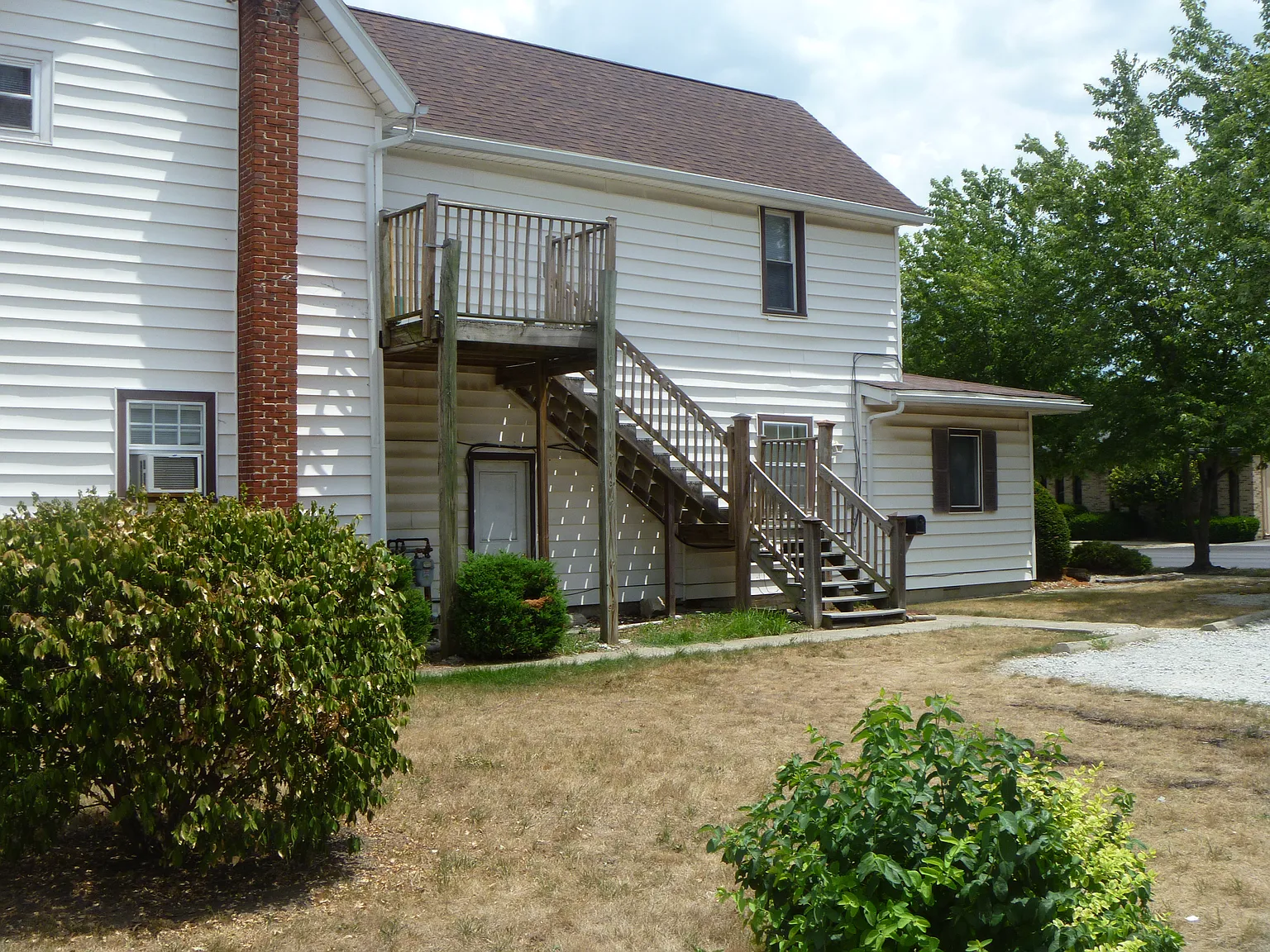 2 bed, 800 sqft, $835 — Photo 1