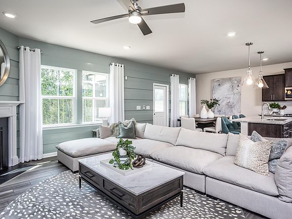 5th image of 621 Ben Ledi Ct