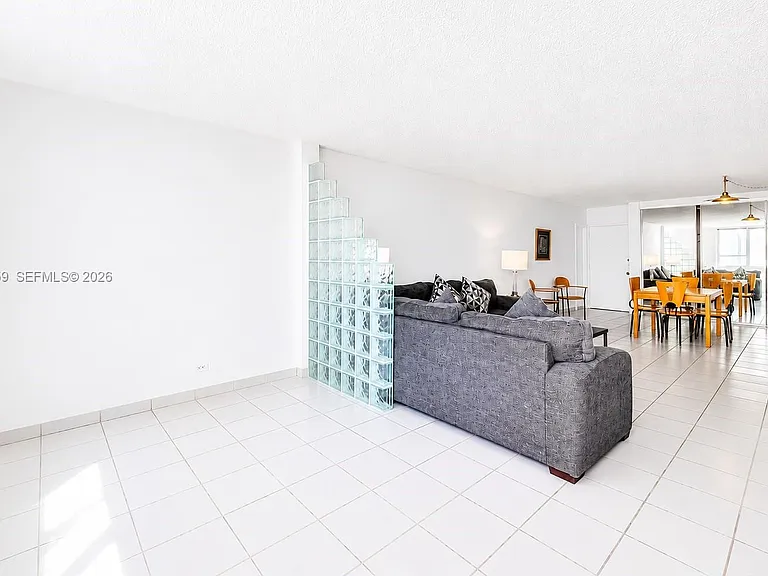 5005 Collins Ave #616 — Photo 9