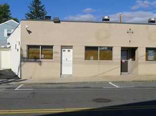 86 Tremont St, Peabody, MA 01960