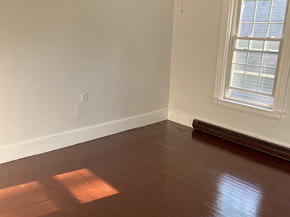 3rd image of 54 Webster St APT B