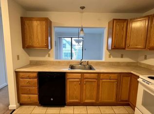 45 Eleanor St #15, Chelsea, MA 02150