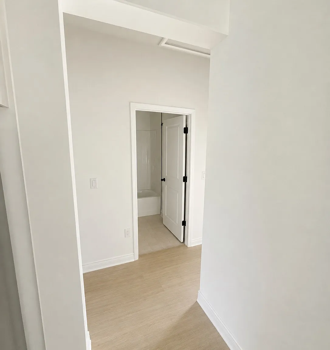 4 bed, 1587 sqft, $1,800 — Photo 3