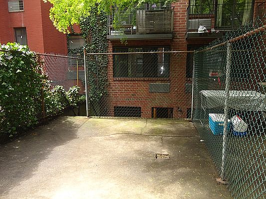 1st image of 315 E 85th St APT 1A