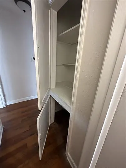 4420 Roseland St #4 — Photo 10