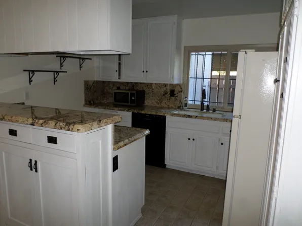 9654 Caminito Del Vida, San Diego, CA 92121