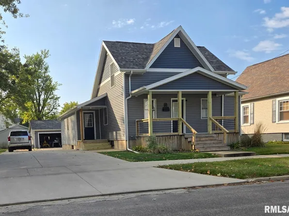 238 W Vine St, Canton, IL 61520