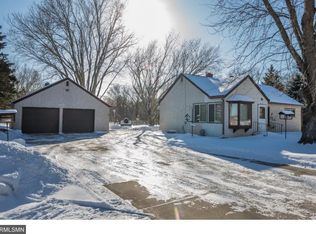 4144 Scheuneman Rd, Gem Lake, MN 55110