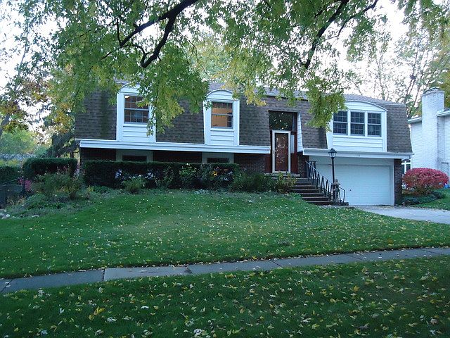 1st image of 713 Liberty Bell Ln