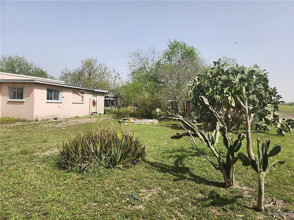 2nd image of 26459 Castillo Rd