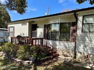 116 W Virginia St, Crescent City, FL 32112